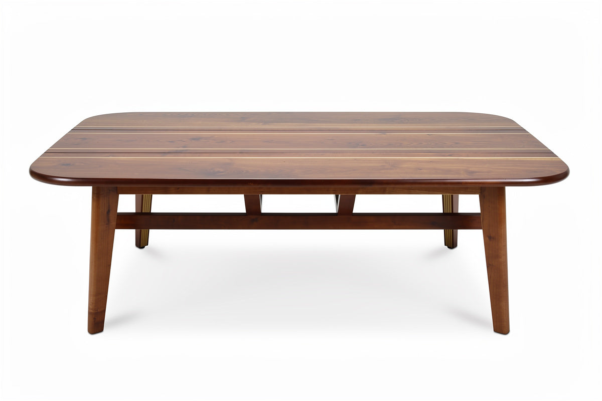 Houten Eettafel met afgeronde Hoeken en Strakke Poten
